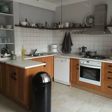 Machado Villa
